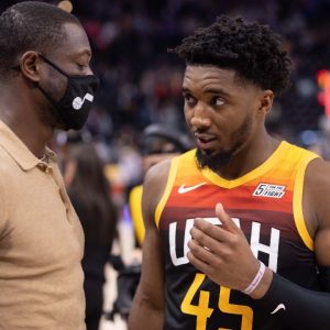 “Dwyane Wade keep your shirt on!”: Donovan Mitchell hilariously roasts the Heat legend for wearing a revealing Louis Vuitton jacket on NBAonTNT