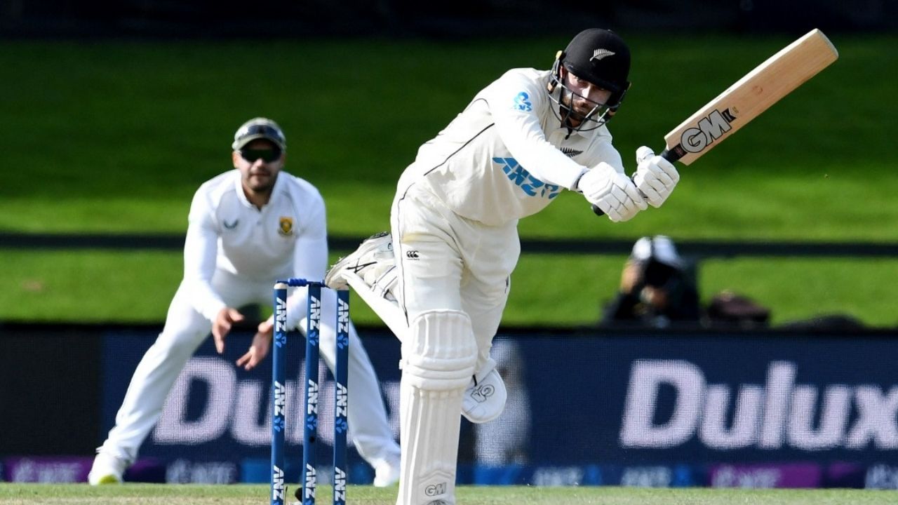 Highest 4th innings total in Christchurch: What is the highest successful run chase at Hagley Oval Christchurch Tests?