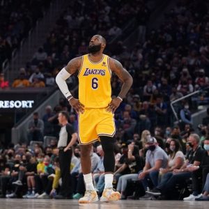 "The NBA celebrated for weeks for Stephen Curry, but no one batted an eye for LeBron James!": FS1 Analyst Nick Wright wants more recognition for the King as he becomes the league's all-time leading scorer, crosses Kareem Abdul-Jabbar