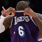 "Are you insulting LeBron James for not carrying the Lakers at 37?!": Shannon Sharpe dishes out straight facts to protect aging star against stupidity from 'Anonymous GM'