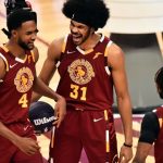 “A 7-footer, 20-year-old that can do everything, Evan Mobley is literally a unicorn”: Darius Garland and Jarrett Allen reason why the Cavs big man is their pick for the 2022 ROTY race