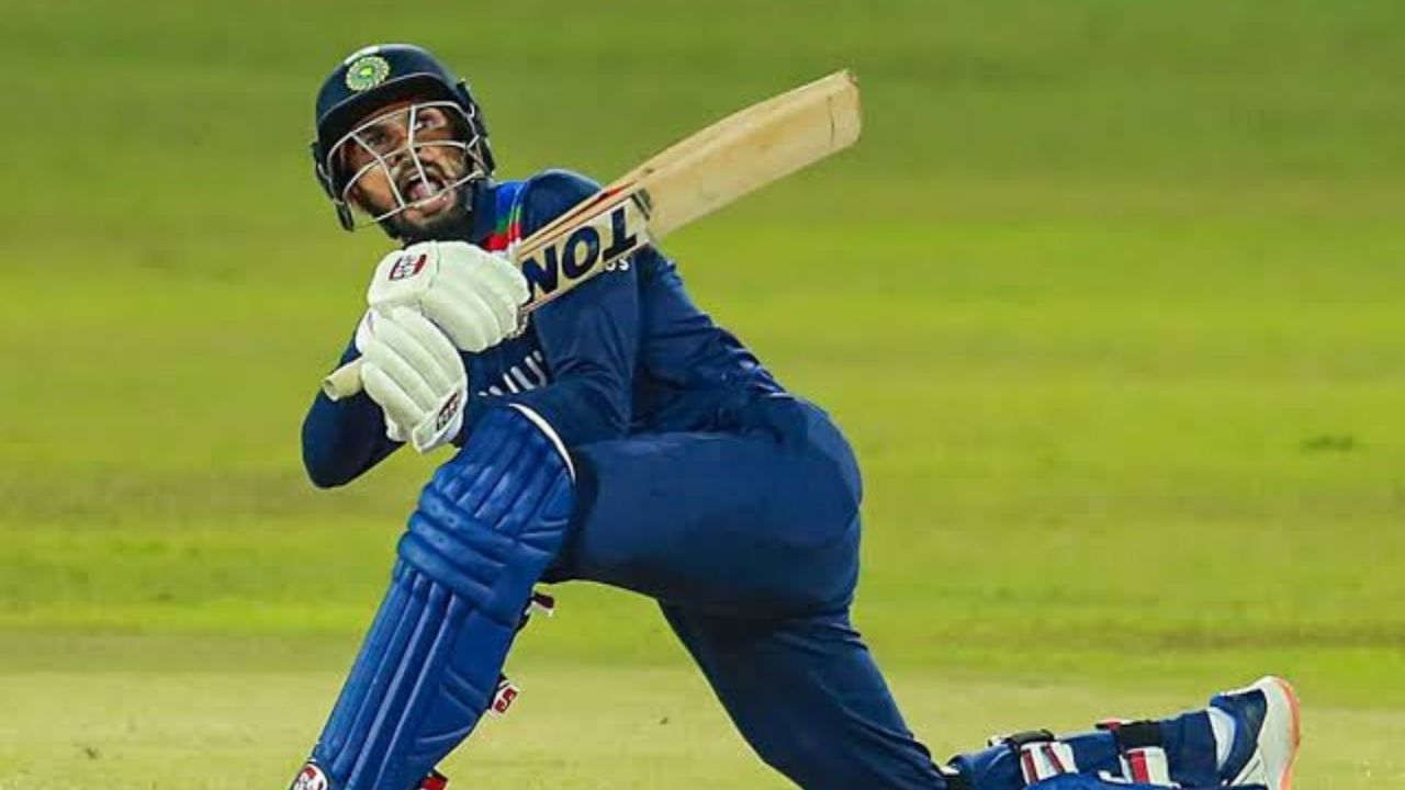 Why is Ruturaj Gaikwad not playing today's 1st T20I between India and Sri Lanka in Lucknow?