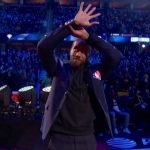 “Everyone else is celebrating being in the top 75 and then there is Kawhi Leonard being himself”: The Clippers star produces yet another robot-like moment during the NBA’s 75th Anniversary Team meet-up