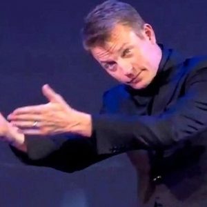 "Kimi is enjoying himself tonight a lot!": Throwback to when Kimi Raikkonen got drunk and couldn't stop hugging Sebastian Vettel at the 2018 FIA Prize giving ceremony