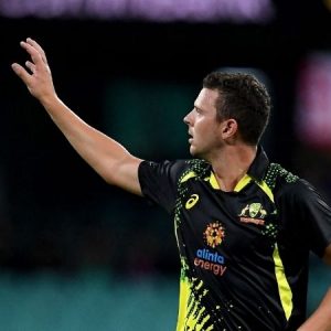 "When your name comes up and then the bidding starts, it happens pretty quickly": Josh Hazlewood talks about getting a IPL 2022 contract with Royal Challengers Bangalore