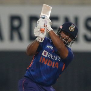 Why is Rishabh Pant not playing today's 3rd T20I between India and West Indies in Kolkata?