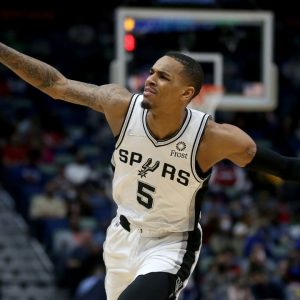 “Amazing back to back performances by Dejounte Murray”: Manu Ginobili is left speechless as the Spurs All-Star records a staggering 63 points, 27 assists, 17 rebounds, and 6 steals over the past 2 games