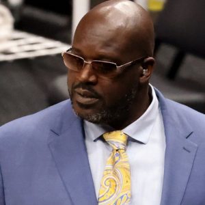 7'1" Shaquille O'Neal talked about how he was bullied in school