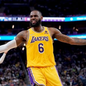 "I'm a Michael Jordan guy, but LeBron James has the greatest story in sports history!": Charles Barkley sings praise of the Lakers' star on the Draymond Green show