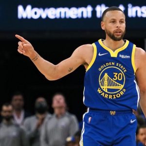 "Ah man, I was about to get some birthday shots or something!": Warriors' Stephen Curry wanted to go and celebrate 47 on his 34th, tried to get out of the post-game conference early