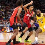 "LeBron James chickened out!!!": Veteran analyst calls out Lakers MVP as he passed up the opportunity to seal the deal against the Rockets