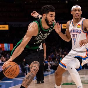 "Jayson Tatum is top 5": Twitter reacts to another dazzling display from the Celtics superstar