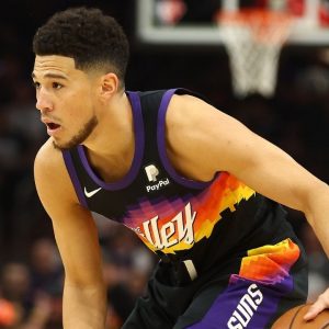 "Devin Booker is better than Kawhi Leonard-At just 25!": A closer look on how the Suns' superstar has eclipsed the Klaw