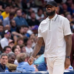 "If not for LeBron James, Lakers would go 4-78": NBA Twitter believes the Purple and Gold MVP has been that much of a difference-maker for his team this season