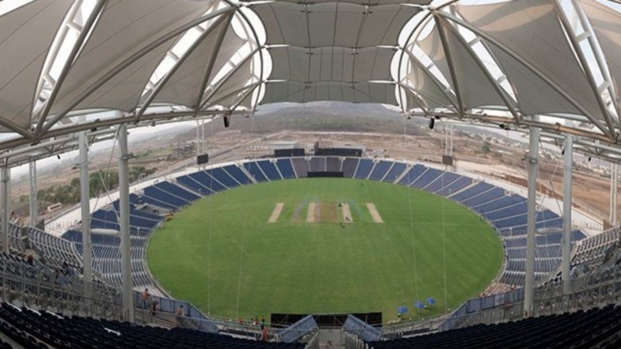 Pune cricket stadium IPL records: Who has scored most runs and picked most wickets in IPL matches at Maharashtra Cricket Association Stadium?