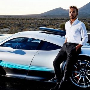 "Hamilton remains F1’s biggest name"- Potential Instagram earnings of Lewis Hamilton outmatch Max Verstappen, Daniel Ricciardo and Charles Leclerc combined