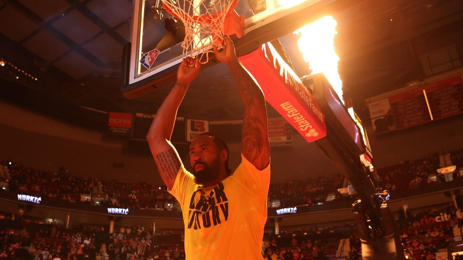 "Congrats DeAndre Jordan on getting out of the Lakers": Former LeBron James teammate hops on to wish LA big man as Woj speculates interest from the Sixers