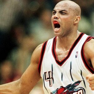 “Charles Barkley really grabbed 33 rebounds against his former team”: How the ’Round Mound of Rebound’ lived up to his name and demolished the Suns