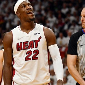 "Jimmy Butler must have been thinking Wingstop tonight with that 45 piece special 'fried hard"': Kendrick Perkins, Kyle Kuzma, and Dwyane Wade shower their love on Jimmy Buckets