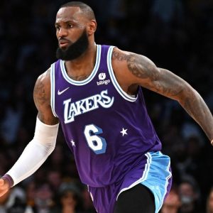 "LeBron James has sonned two generations of players in the NBA": A closer look at the longevity of the Lakers superstar