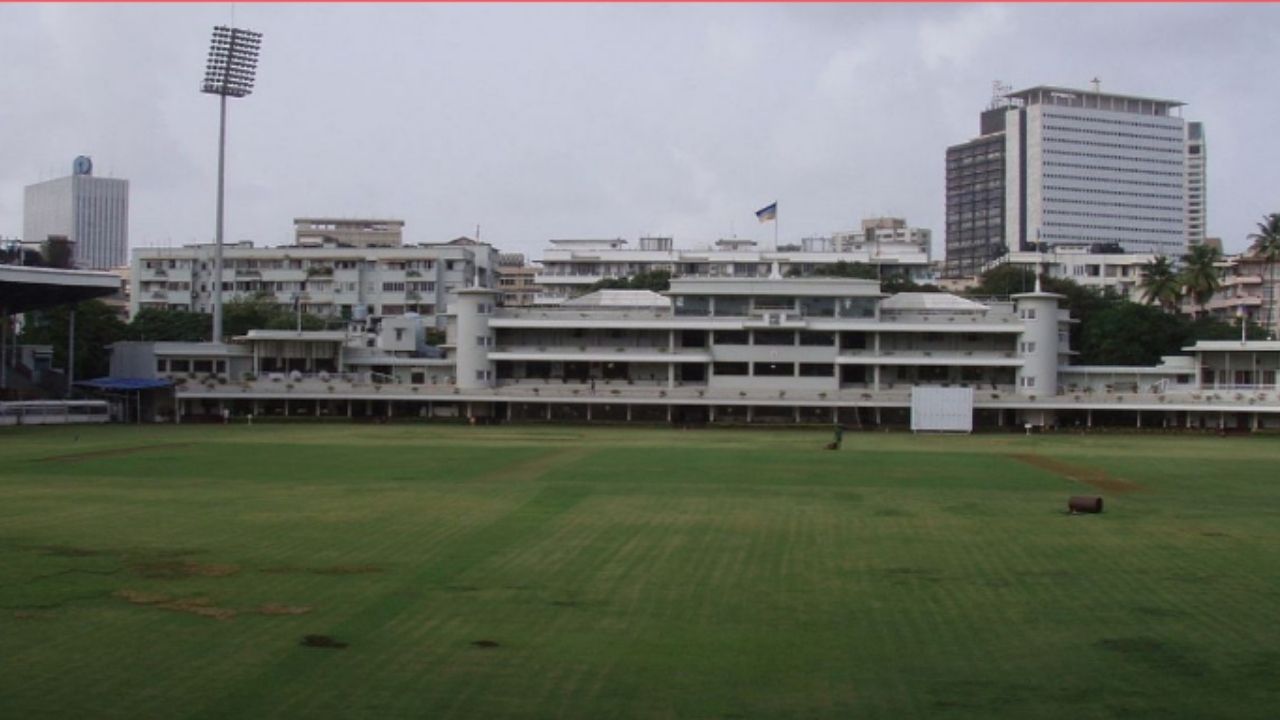 Brabourne Stadium pitch report GT vs RCB today match: Gujarat vs Bangalore pitch report at Brabourne CCI 2022 IPL