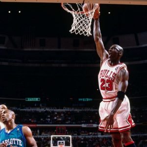 “Michael Jordan put his Hornets to sleep in merely 3 quarters!”: Dennis Rodman and Bulls #23 went at Charlotte en route to their first championship together