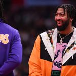 "Anthony Davis won’t be 100% in his return for the Lakers!? When has he been 100?": NBA Twitter grills 'The Brow' as Woj updates about his return against the Pelicans