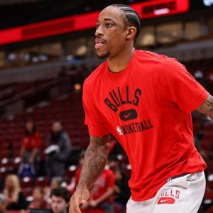 "I don't know what the hell was going on": DeMar DeRozan promises Bulls fans of coming back stronger alongside Zach LaVine and Nikola Vucevic
