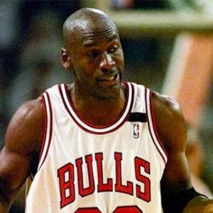"Michael Jordan winning 8 championships if he didn't retire is a myth!": YouTuber explains why 90s Bulls would have failed after their 1st 3-peat, even if His Airness didn't hang up his boots