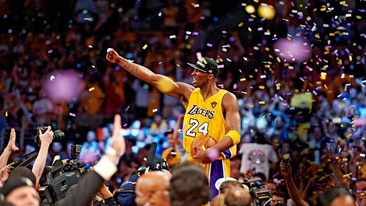 "We can't draft you Kobe Bryant! People will think we're a joke!": When Lakers legend laughed at Clippers on live television for passing on him