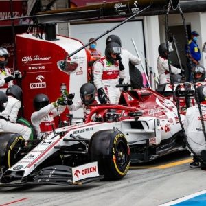 "Even as an employee of an F1 team, I have to pay for an F1 TV"– Alfa Romeo team member adds on to inaccessibility of sport to viewers