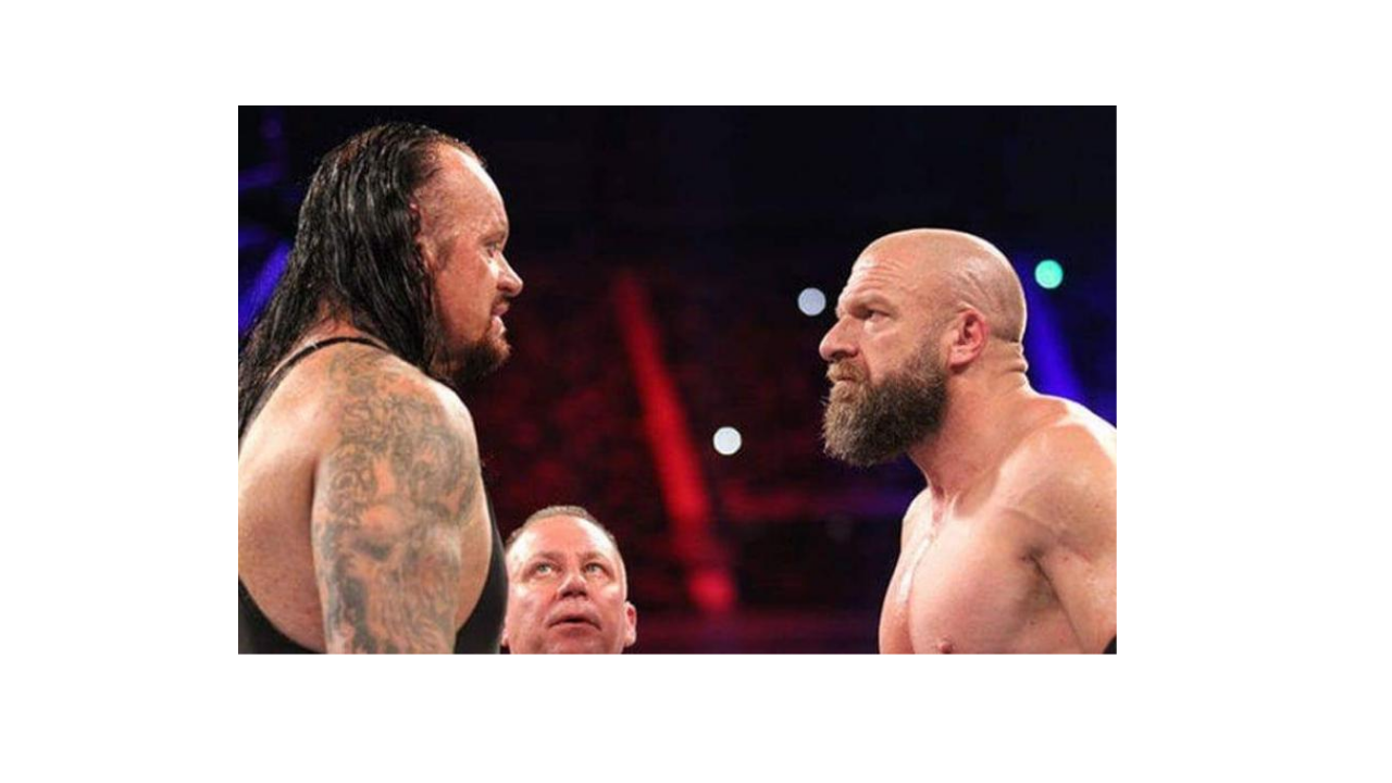 The Undertaker(L) and Triple H(R)