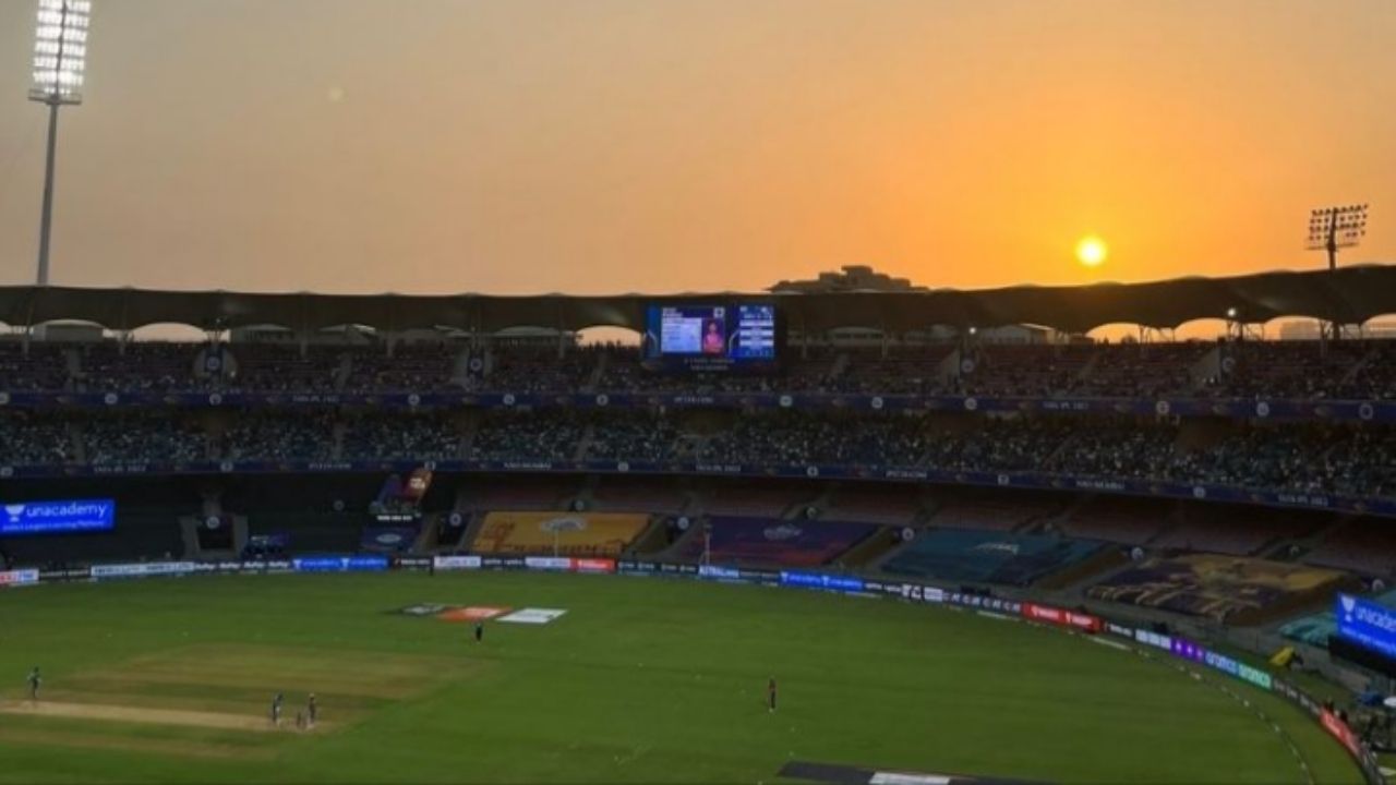 DY Patil Stadium pitch report: LSG vs RCB today match pitch report at DY Patil Sports Academy batting or bowling