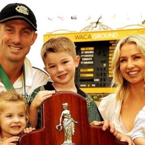 "I shed a few tears": Shaun Marsh pays moving tribute to wife Rebecca Marsh after leading Western Australia to Sheffield Shield victory