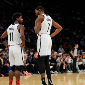 "Keep dreaming if you want to know about Kyrie Irving and I!": $198 million worth Kevin Durant gets into a Twitter back-and-forth amid trade rumors to Lakers and Suns