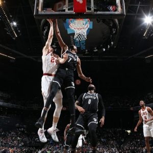 "Kevin Durant erases Lauri Markkanen's soul from the planet": The Slim Reaper pins the seven-foot Finland superstar's shot to the backboard 
