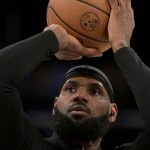 "LeBron James was shooting logo 3's like he was taking a jumper from the Free Throw line": A young King James was making Steph Curry type shots long before he made his way into the league