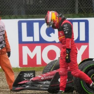 "He is not an unfair driver" - Carlos Sainz does not blame Daniel Ricciardo for ruining his race in Imola