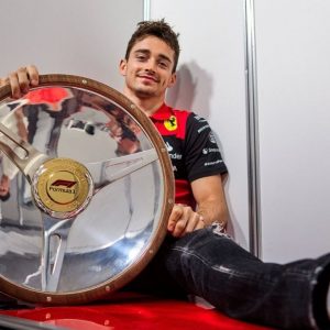 "I don't want to change my mindset" - Charles Leclerc downplays his chances of winning the 2022 championship title