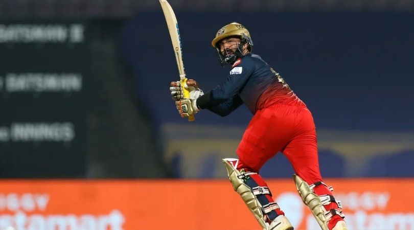 Dinesh Karthik Injury Update: What happened to Dinesh Karthik? Why is DK not keeping wickets vs Gujarat Titans?