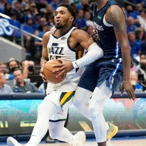 "Donovan Mitchell passes Allen Iverson for the most 30pt halves in playoffs": Jazz star channelized his inner Michael Jordan to secure win over the Mavericks