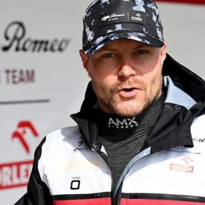 "Lewis Hamilton would buy it" - Valtteri Bottas raised about $53,000 with his nude photo for charity