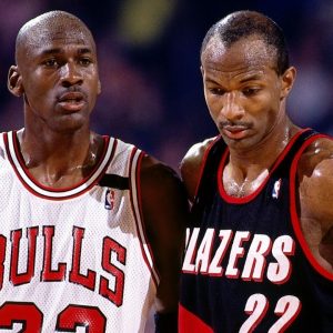 “Michael Jordan and I weren’t enemies but if you come in my way, I’ll knock your nose off”: Clyde Drexler broke down his rivalry with Bulls legend