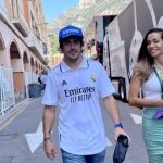 "It must be a blessing to be a Real Madrid fan"- Fernando Alonso arrives to the Monaco GP paddock sporting the jersey of the 2022 UEFA Champions League winners