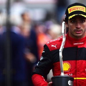 "Nicholas Latifi with a lifetime supply of Red Bull"- Carlos Sainz rues being stuck behind Williams driver which cost him his maiden Grand Prix win