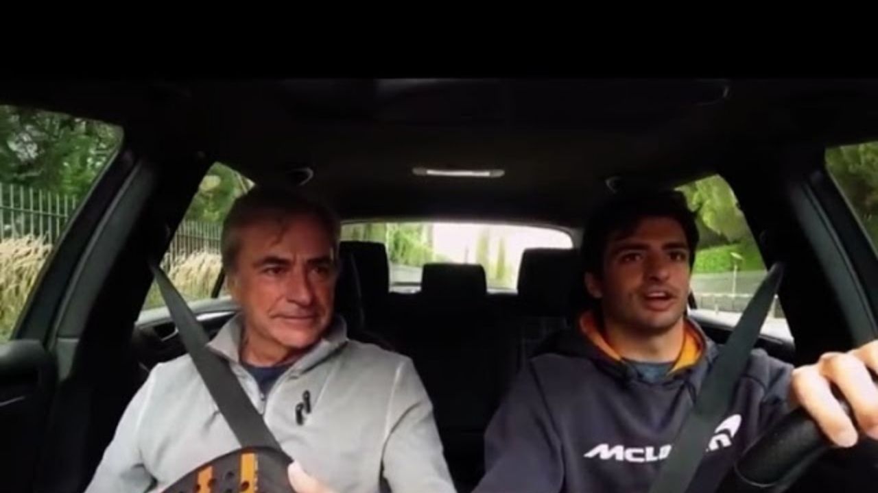 "I still have my Golf": Carlos Sainz revealed he drivers Volkswagen Golf GTI when his colleagues talked about their fancy cars