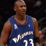 "Even at 40 years of age, Michael Jordan took things PERSONALLY against Ron Artest!" : Wizards elder statesman took his revenge on Bulls youngster by swatting his shot against backboard