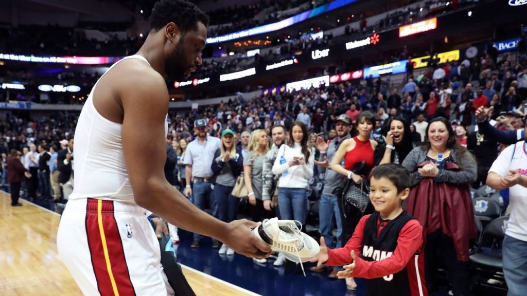 Dwyane Wade and Li Ning decided to throw caution to the wind and make 4 million dollar shoes like it was nothing.