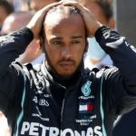 "Imagine a seven-time World Champion giving up just like that"- F1 Twitter shocked as Lewis Hamilton 'gives up' on the Spanish GP after first lap collision with Kevin Magnussen