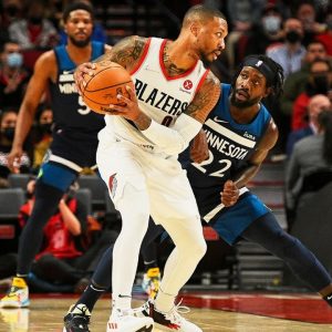 "Yo coach got my number, Damian Lillard!": Wolves' Patrick Beverley sends Blazers star an open challenge after MAJOR beef surrounding Chris Paul on Twitter